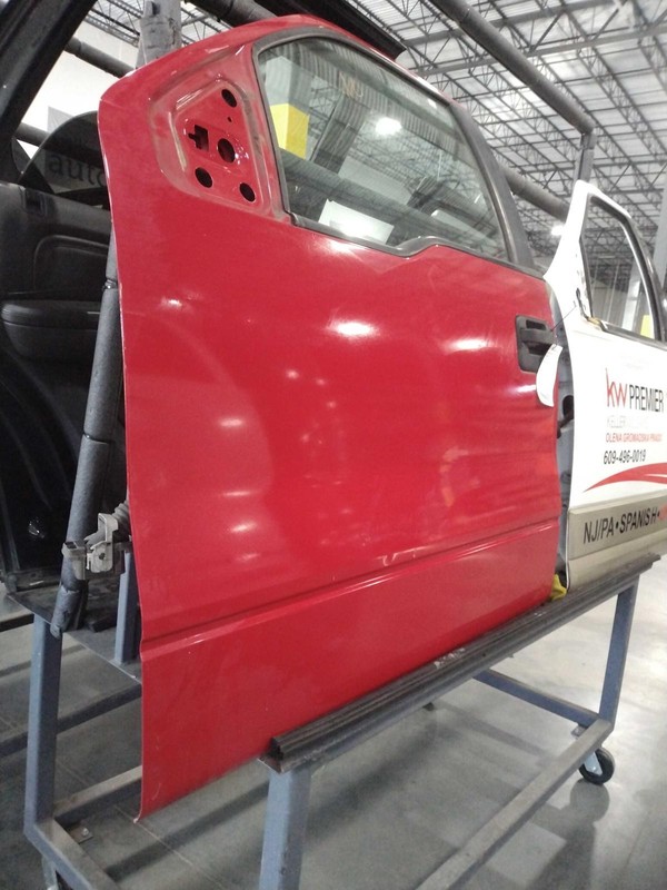 2005 Ford F150 Pickup Left Door Red OEM Used Small Dent 451736 227K Miles