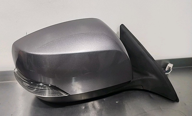 2010 Thru 14 Subaru Legacy Outback Right Passenger Turn Sign Door Mirror Gray RH