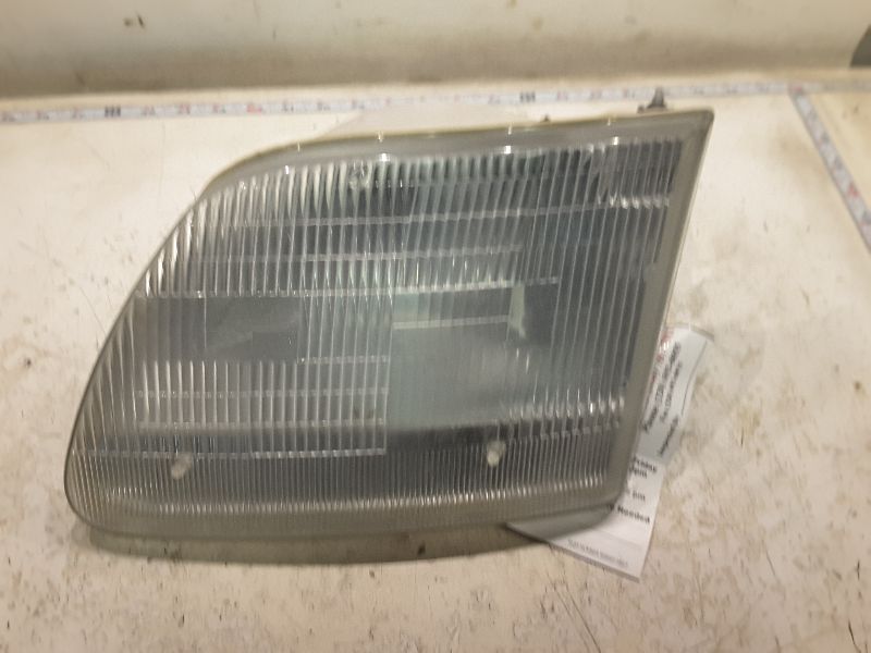 DRIVER HEADLIGHT EXC. HARLEY-DAVIDSON EXC. LIGHTNING FITS FORD F150 167490