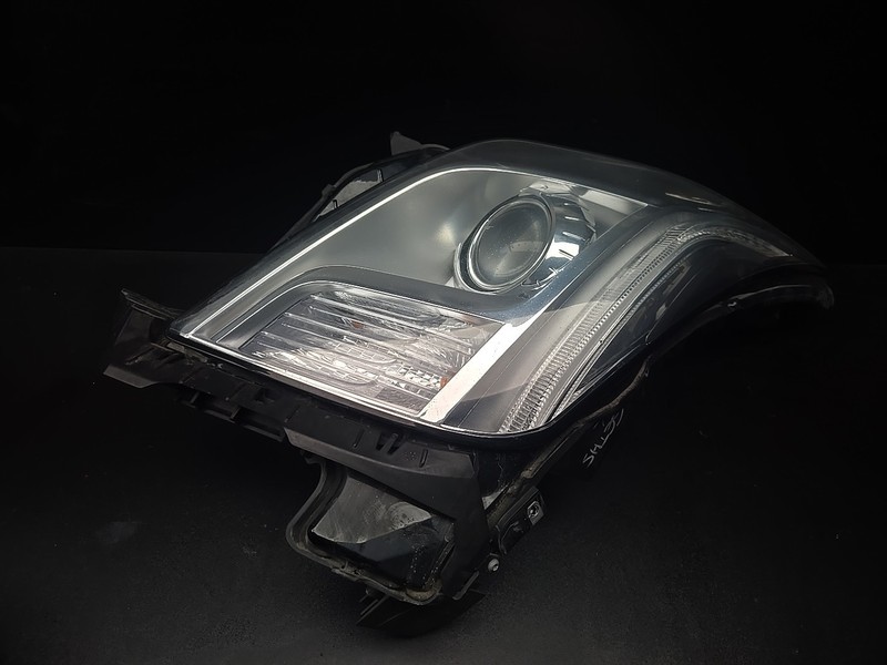 2013-2017 CADILLAC XTS LEFT DRIVER LH HEADLIGHT 6 PIN HID XENON NON-AFS OEM