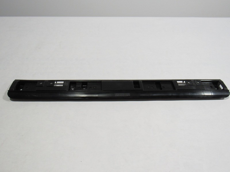 18-21 Aston Martin Vantage 2020 Front Left Door Sill Cover Panel Trim Mount ;:Y