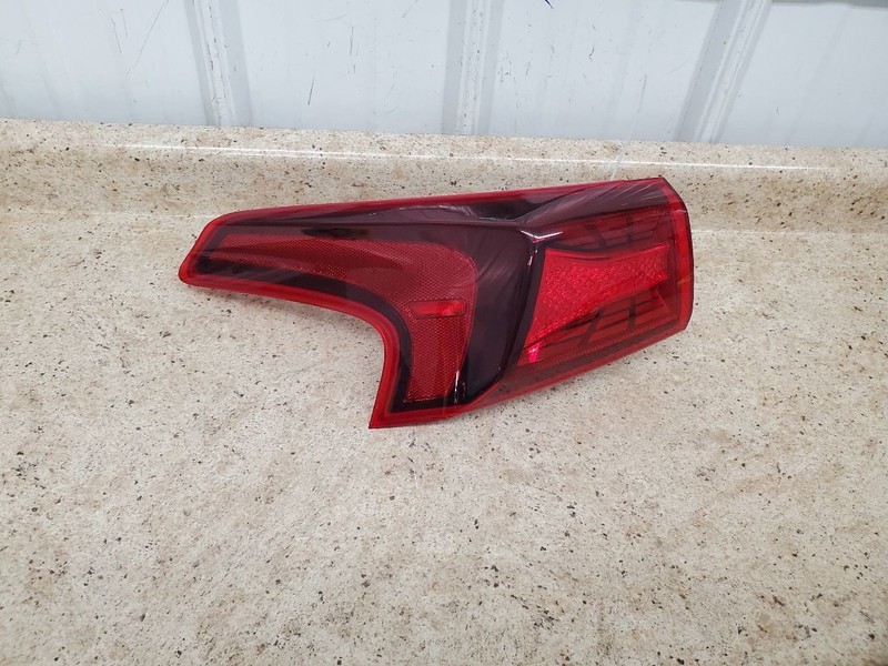 Driver Tail Light LED Quarter Panel Mounted Fits 19-20 SANTA FE 308840