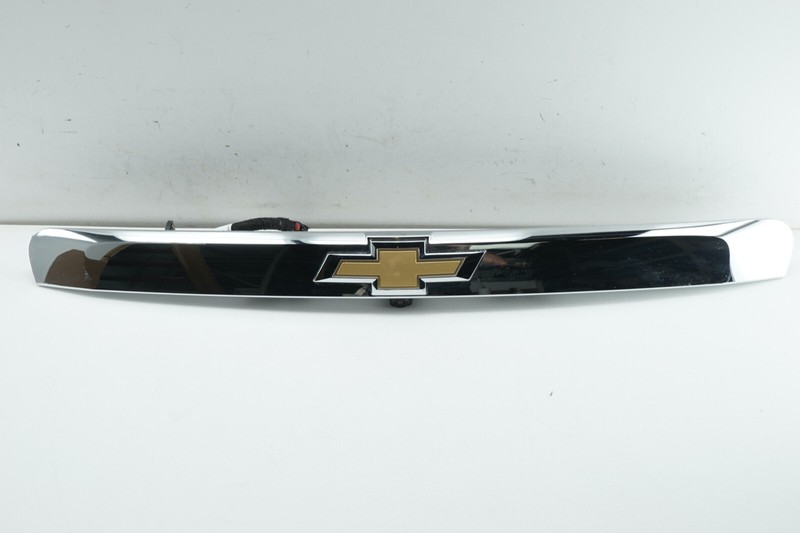 CHEVROLET TRAX Liftgate Trunk License Molding Handle w/ Camera OEM 2019 2020