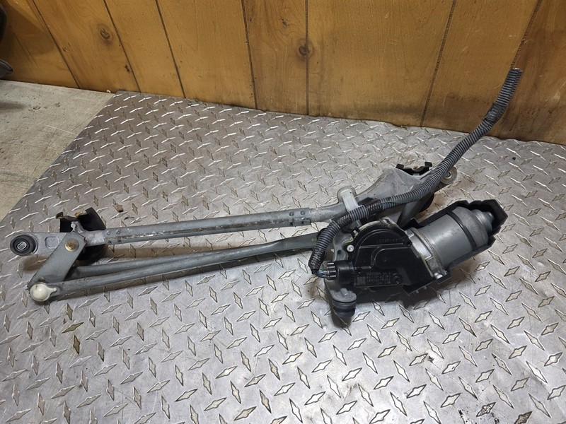 2006-2014 Toyota RAV4 Front Windshield Wiper Motor Linkage OEM