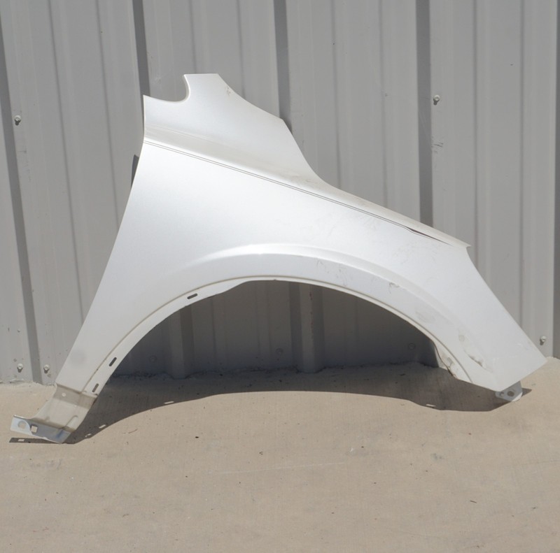 2013 - 2017 Buick Enclave Front Fender Right Passenger Side OEM