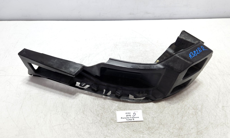 ✅ 15-18 OEM Porsche Cayenne 958 Rear Right Passenger Bumper Mount Bracket SET
