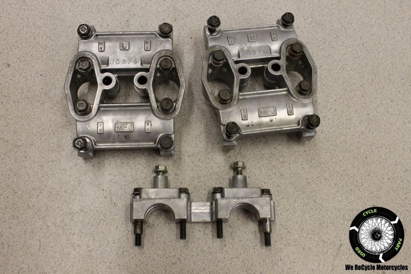 2007 HONDA CBR 600 RR ENGINE CAM CAMSHAFT COVER CLAMPS HOLDERS CBR600 07 *