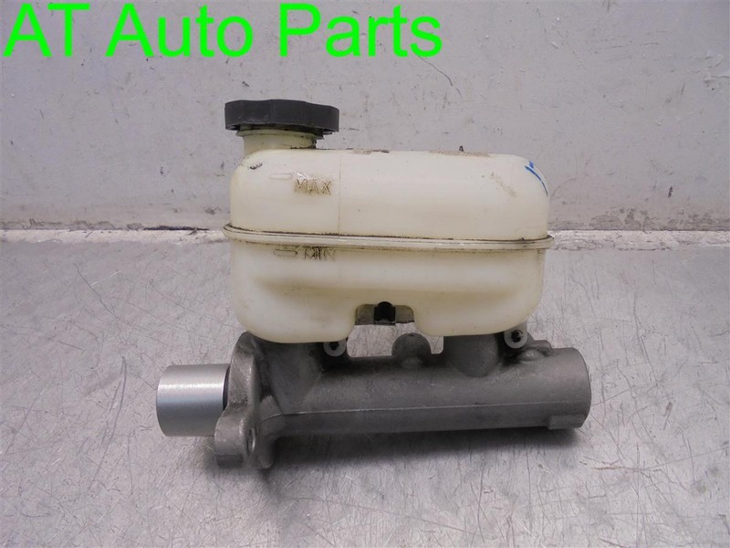 05 06 07 SILVERADO SIERRA 1500 5.3L BRAKE BOOSTER MASTER CYLINDER OEM 19209325