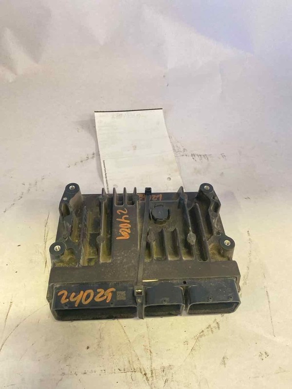 89661-06X54 TOYOTA CAMRY 18