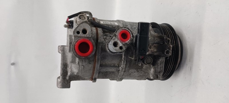 16-'17 MERCEDES GLC300 AC Compressor 57k miles OEM 1 Year Warranty!