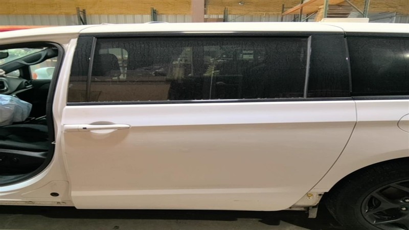 Driver Rear Side Door Movable Glass Light Tint Fits 17-20 PACIFICA 3583308