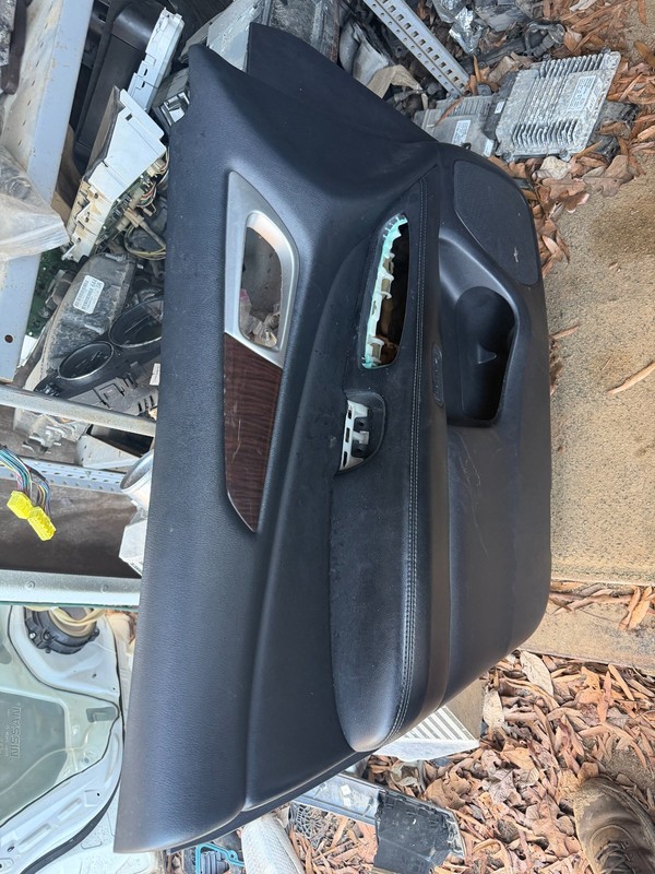 13-16 NISSAN PATHFINDER OEM BLACK LH FRONT DRIVER SIDE DOOR PANEL CARD