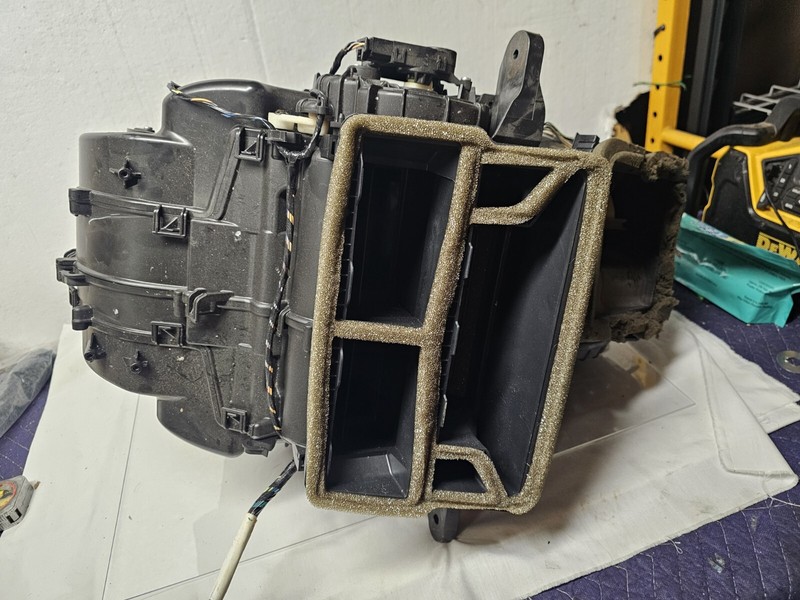 2014JEEP CHEROKEE HVAC HEATER BLOWER HOUSING BOXOEM