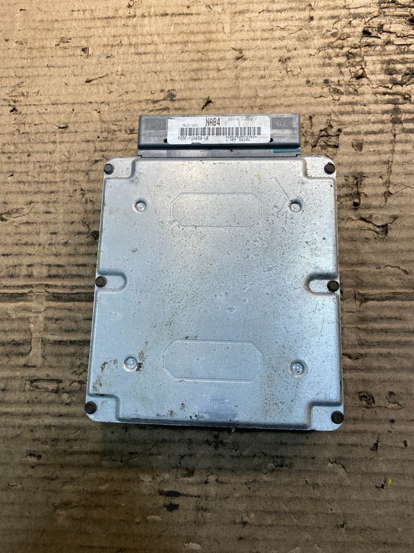 1997 Ford F150 F250 4.6L Engine Control Unit ECU Computer Module aa5455 DG