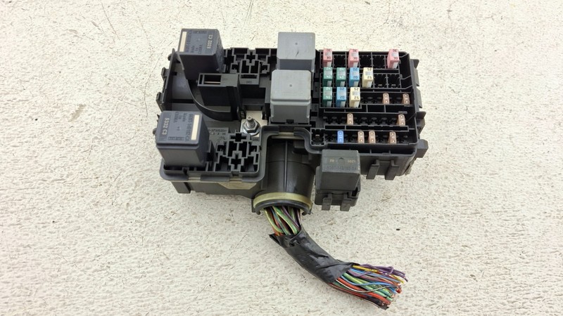 2016 Volvo XC90 Trunk Fuse Box Relay Junction Block Genuine OEM