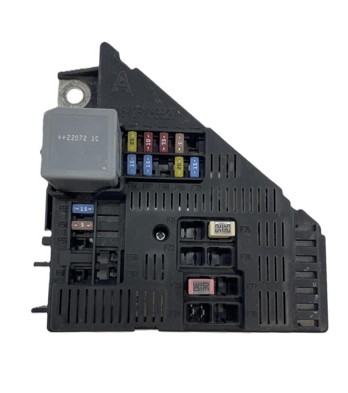 2024 Volvo S60 Plus Hybrid Engine Fuse Box Left Driver Frame 31473569 OEM