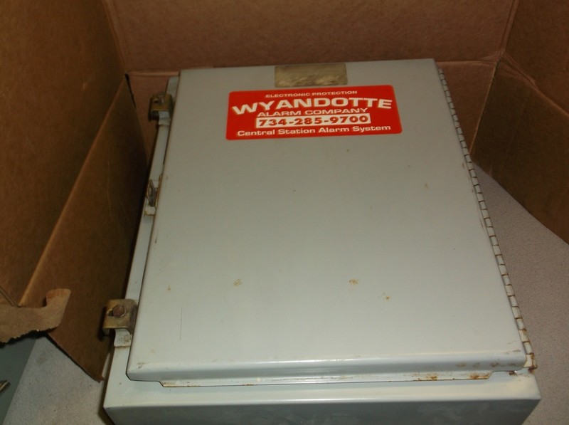 Electrical Housing Box Enclosure 34310 931122 *FREE SHIPPING*