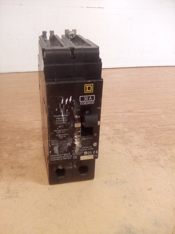 Square D EGB24030 2 Pole 30AMP Circuit Breaker "READ DESCRIPTION"