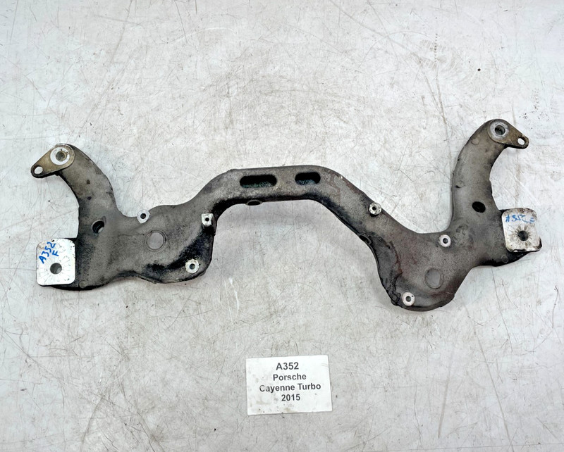 ✅03-18 OEM Porsche Cayenne Turbo 958 Front Suspension Engine Carrier Crossmember