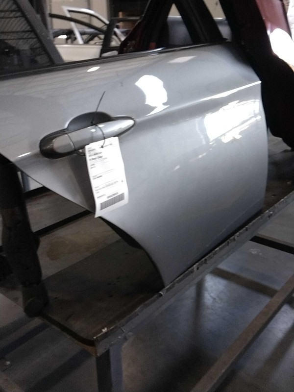 2011 BMW 328I Grey Right Rear Door OEM Used 140K Miles NJ25-19078-471530