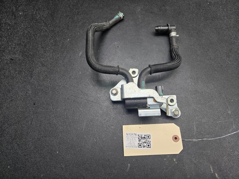 Fuel Vapor Canister Purge Control Valve w/ Hoses Set 2022 Nissan Rogue 2021-2025