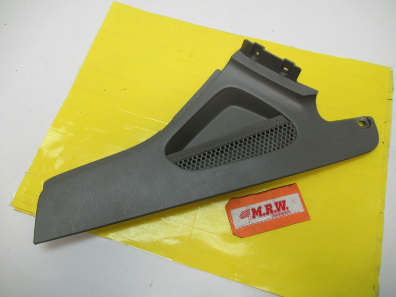 RIGHT PASSENGER CONSOLE SIDE TRIM PANEL COVER RH for 03 04 05 06 07 08 FORESTER