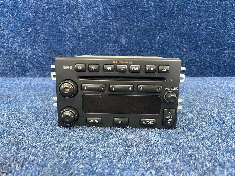 2003-2006 Kia Sorento AM FM Radio CD Player Receiver 96120-3E001 OEM