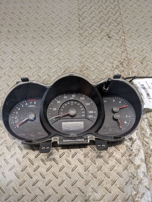 Speedometer Cluster MPH VIN 1 8th Digit Mpi FWD Fits 11-13 SORENTO 1080484
