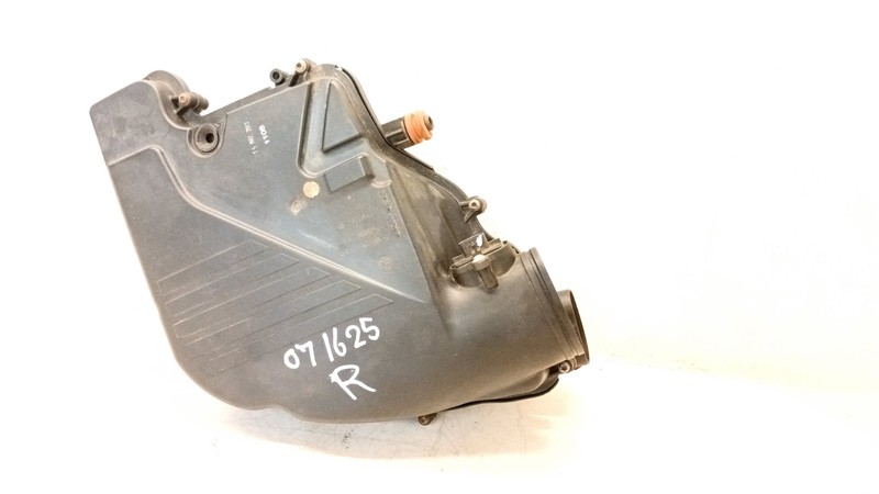 13-19 BMW F01 F02 750i 550i GT 650i V8 4.4 AIR FILTER INTAKE BOX RIGHT OEM 07162