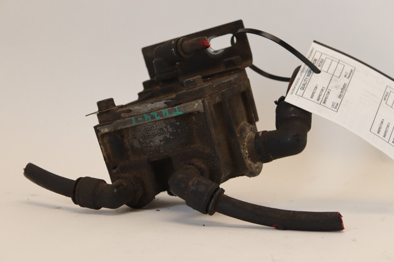 2013-2022 KENWORTH T680 PACCAR BENDIX AIR BRAKE RELAY VALVE T-294859-E OEM