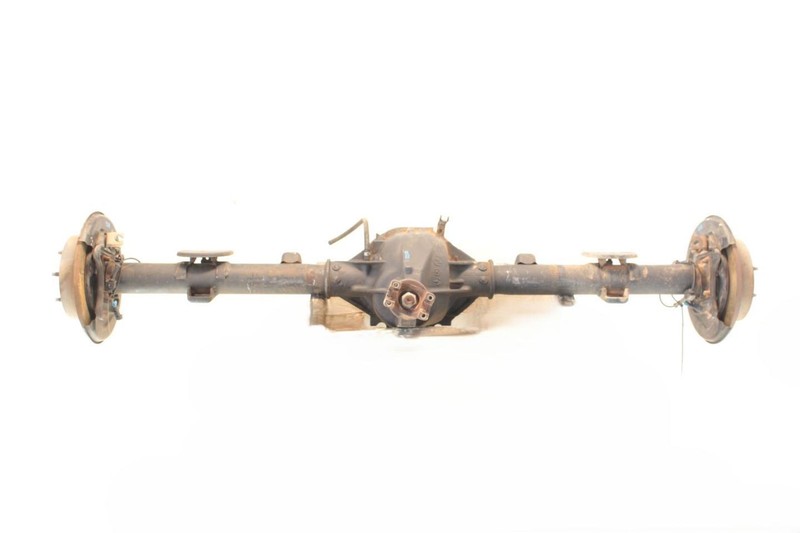 07-08 Hummer H3 3.7L Rear Axle Assembly with a 4.56 Gear Ratio