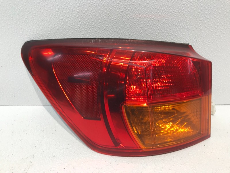 06-08 Lexus IS250 IS350 OEM Driver Left Tail Light Rear Lamp Outer LH