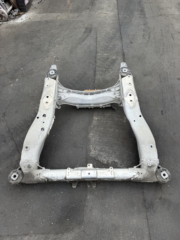 05-08 Acura RL Front Subframe Engine Cradle Crossmember 50100-SJA-A00 OEM