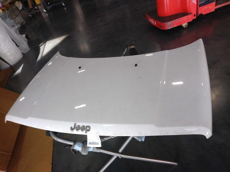 2016 Jeep Patriot OEM White Hood Panel 4DR SUV 5054330AG 103K Miles