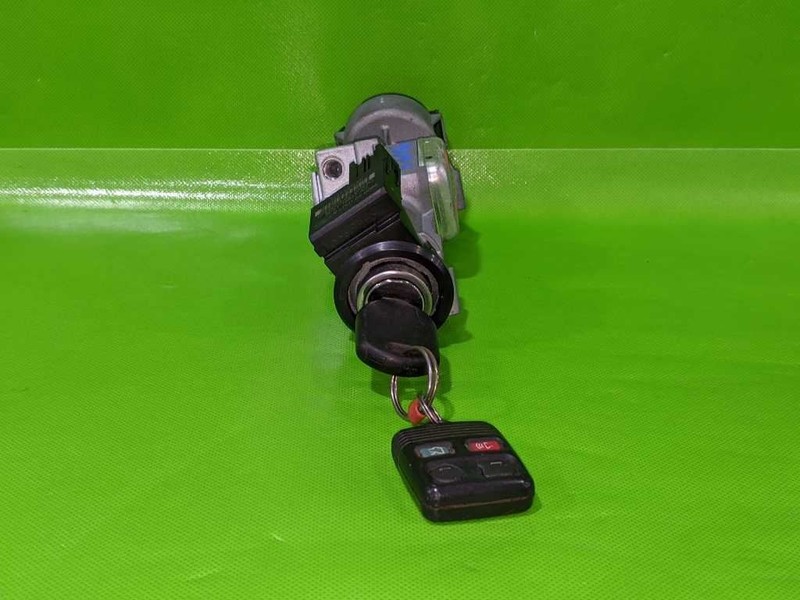 06 07 08 EXPLORER IGNITION SWITCH CYLINDER HOUSING W/KEY OEM 4509-5