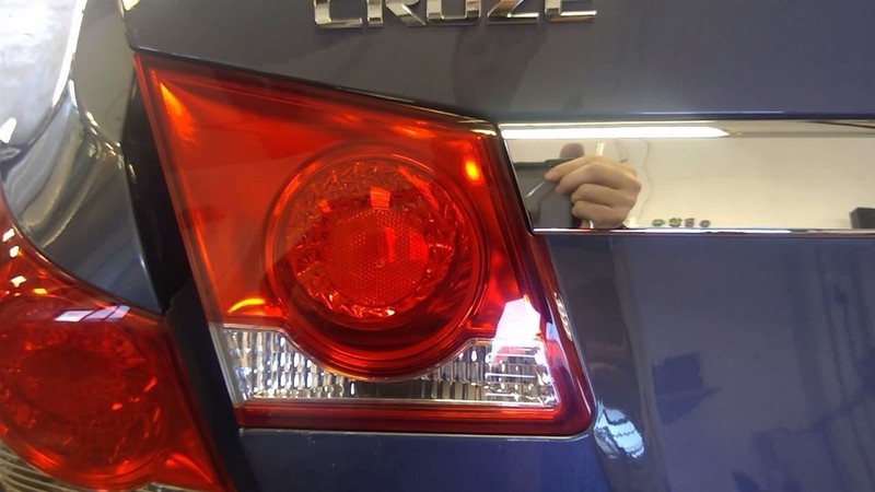 Driver Tail Light VIN P 4th Digit Limited Lid Mounted Fits 11-16 CRUZE 3398688