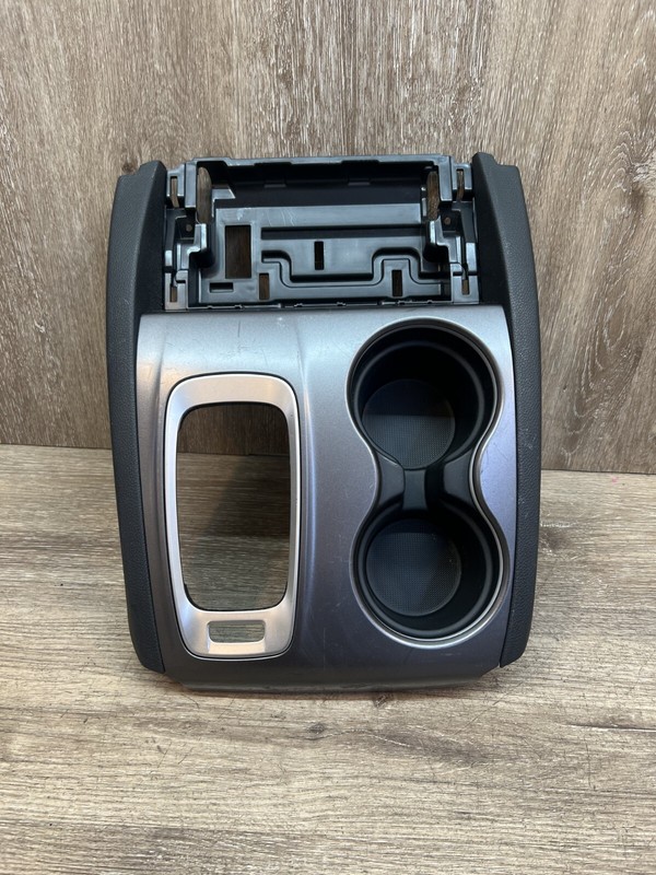 2019-21 Honda Pilot Floor Center Console Shifter Trim Bezel OEM 77295-TG7-A1-20