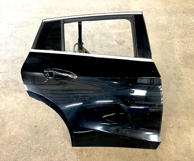 ⭐2017-2019 INFINITI QX30 REAR RIGHT SIDE EXTERIOR DOOR SHELL PANEL OEM LOT2589