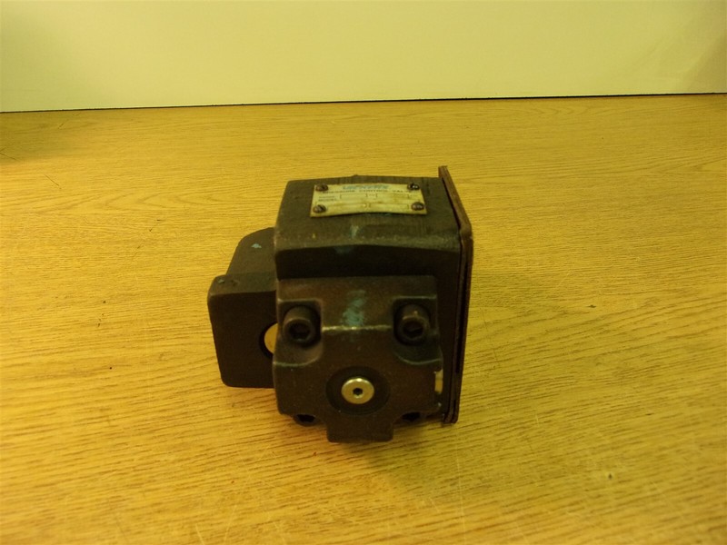 Vickers Pressure Control Valve RC 03 A1 30 *FREE SHIPPING*