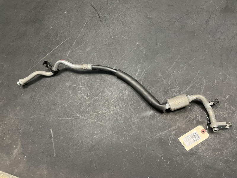 A/C Refrigerant Suction Hose 2020 Nissan Pathfinder 92480-9PF0A 2016 - 2019 X