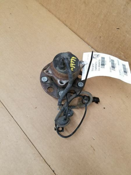 Hub Classic Style Vertical Door Handle Rear FWD Fits 08-17 COMPASS 255162
