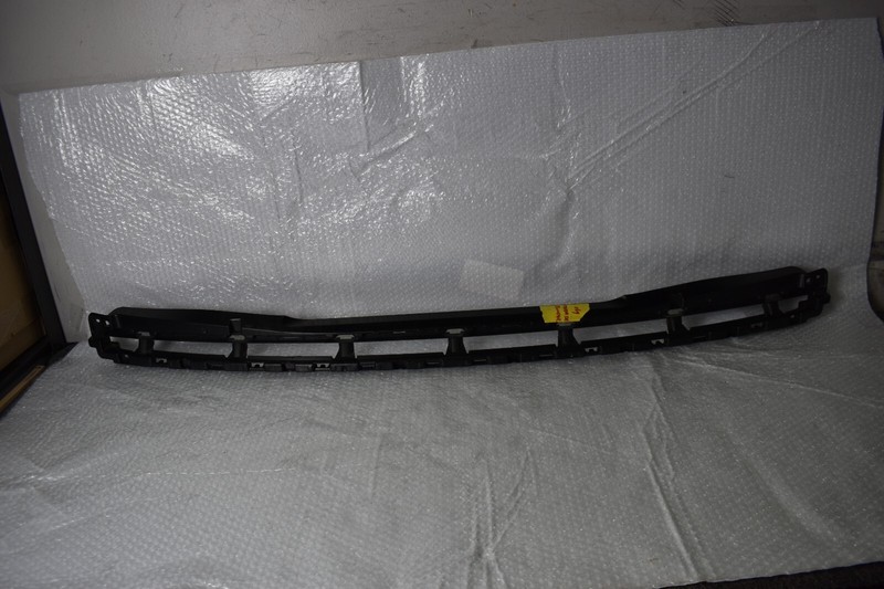 2022 LAND ROVER L460 FRONT BUMPER AIR DEFLECTOR FACTORY OEM