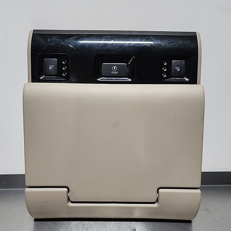 23229174 2015 - 2018 Cadillac Escalante GM Rear Roof DVD Screen Tan OEM 112705