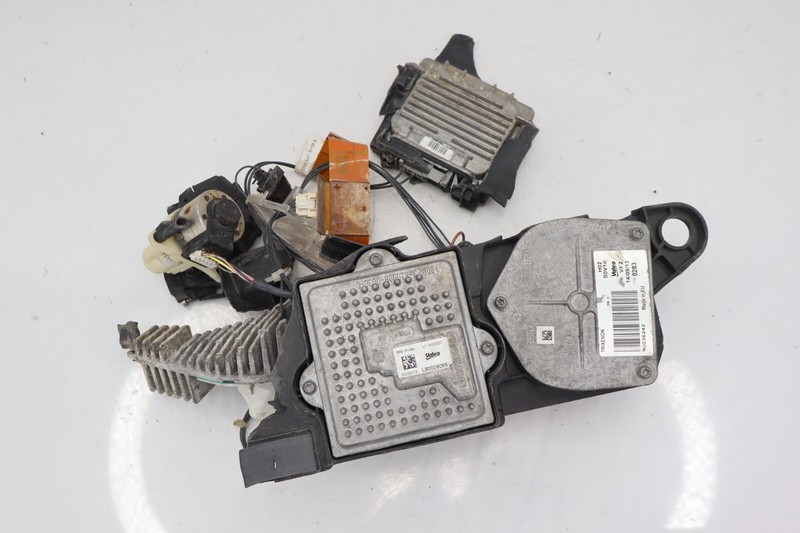 2014-2019 Maserati Quattroporte RH Right Headlight Ballast Module Unit Set 3 PCS
