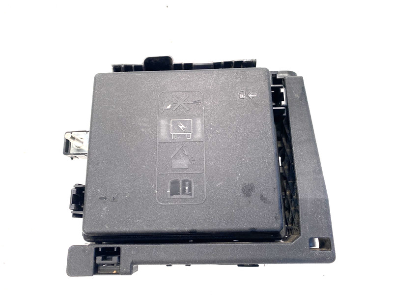2018-2021 BUICK ENCLAVE ENGINE FUSE RELAY JUNCTION BOX BLOCK OEM #A0.30