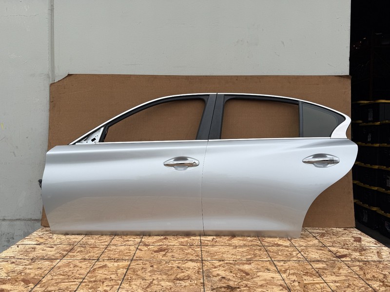 INFINITI Q50 2014-2024 OEM FRONT & REAR LEFT DRIVER DOOR SHELL ASSEMBLY (SILVER)