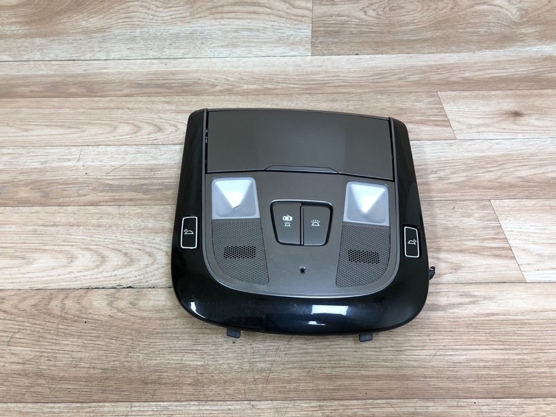 HYUNDAI OEM AZERA FRONT OVERHEAD ROOD DOME LIGHT SWITCH PANEL 2015-2017