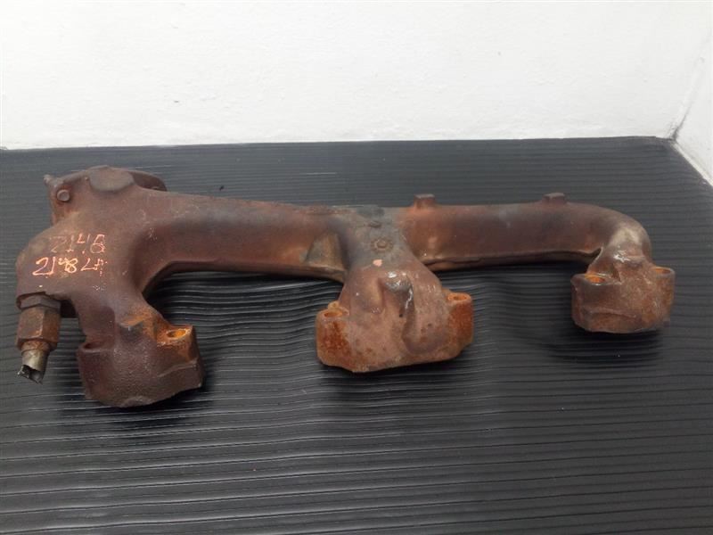 00-02 Chevrolet Express 3500 Van 5.7L Left Driver Exhaust Manifold OEM 12556039