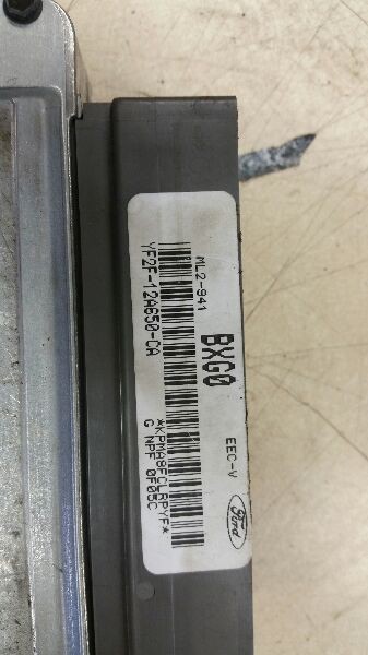 Engine ECM Electronic Control Module 6-232 3.8L Fits 99-00 WINDSTAR 81715