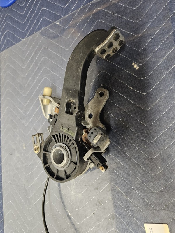 Mercedes W203 W209 W211 W219 W220 Emergency Foot Parking Brake Pedal